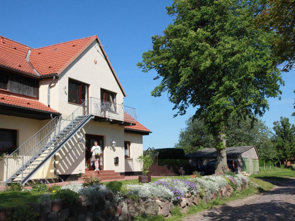Boutique Apartment In Kroepelin With Terrace Klein Nienhagen Pokój zdjęcie